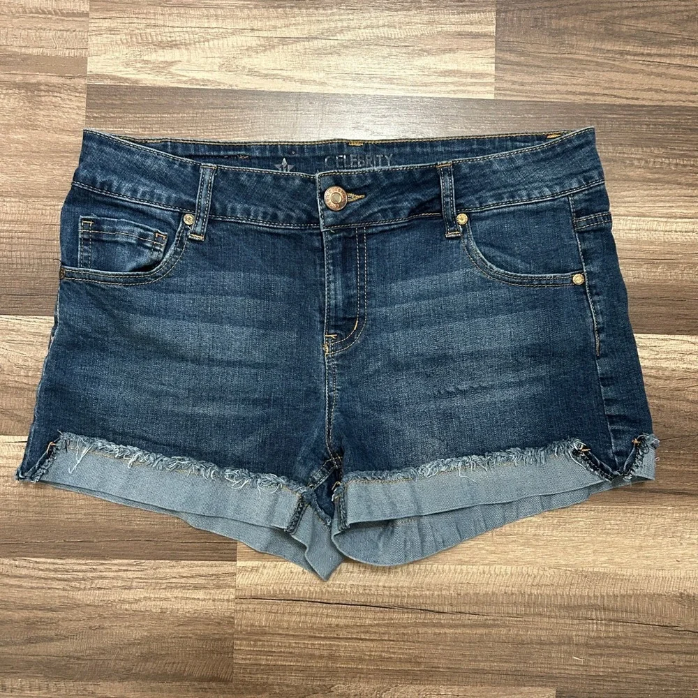 Celebrity Pink Denim Shorts Juniors Women 11 Dark Wash Cuffed Raw Hem Boho Beach